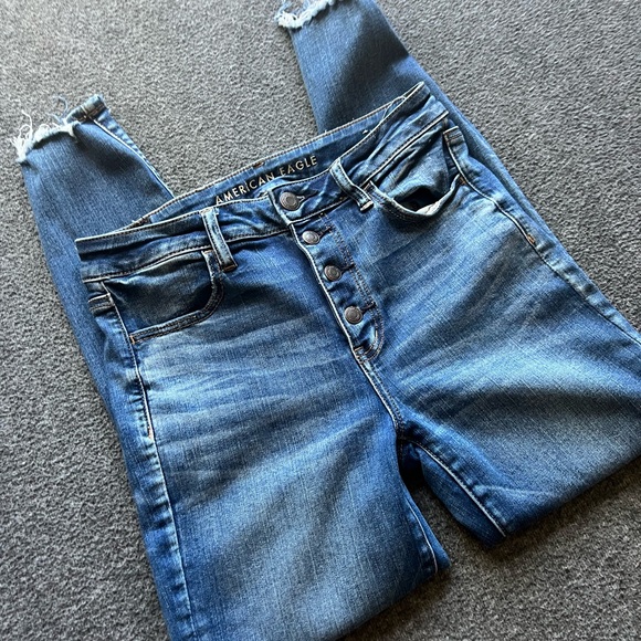 American Eagle Outfitters Denim - American Eagle Next Level Stretch High Waisted Distressed Jeans Size 10